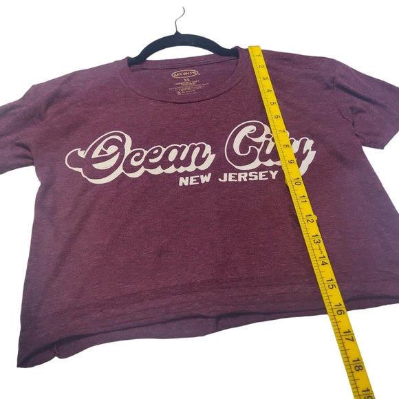 LOT Of 2 Crop Shirts Boxy Summer Ocean City NJ Art On T's Size XS Print Top - Picture 7 of 10